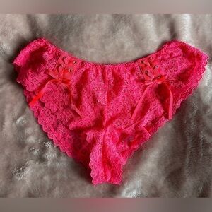 Victoria’s Secret Hot pink lace panty with bow detail size small new with tags